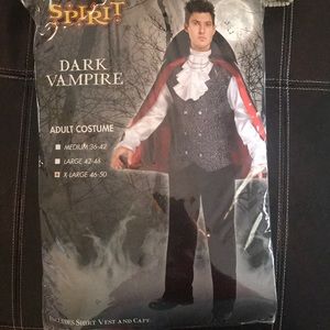 Adult vampire Halloween costume